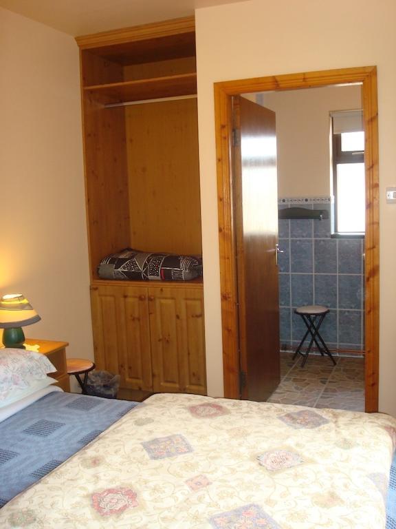 Glen House Room Only Accommodation Youghal Bilik gambar