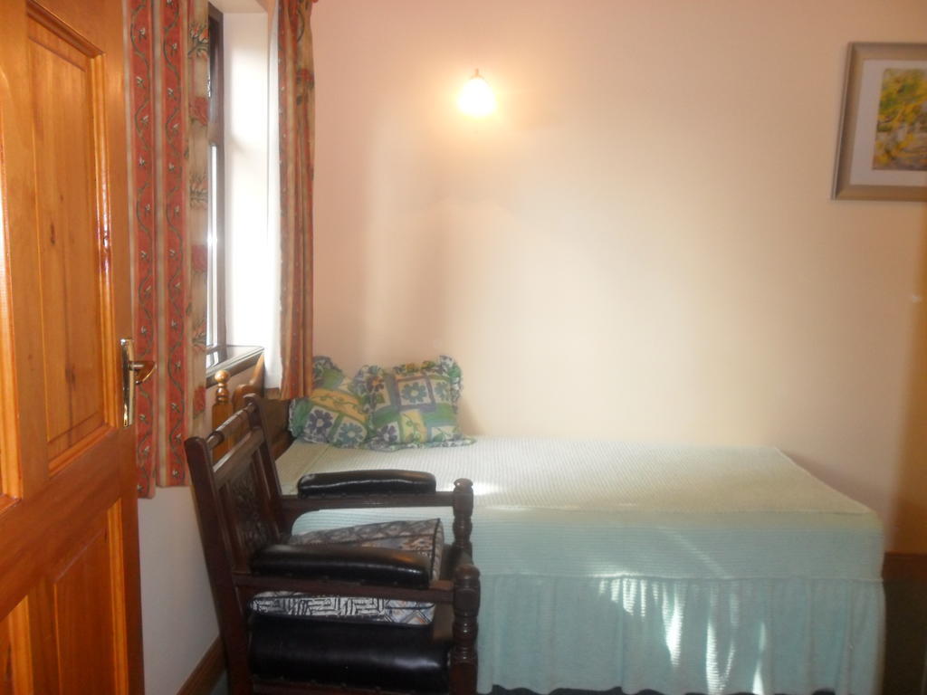 Glen House Room Only Accommodation Youghal Bilik gambar